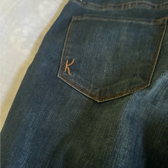 Kut from the Kloth medium wash straight leg distressed denim jeans size 8 - Picture 5 of 11